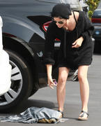 th_93557_Tikipeter_Selma_Blair_out_and_about_in_Los_Angeles_005_123_1173lo.jpg