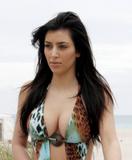Kim Kardashian bikini pics