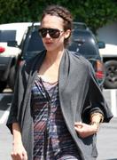 th_38614_celebrity_paradise.com_Jessica_Alba_out_and_about_in_Brentwood_12.04.2010_07_123_934lo.jpg