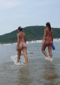 Latin Girls On The Beach-e1ou20m064.jpg