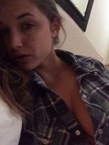 Alyssa-Arce-%C3%A2%E2%82%AC%E2%80%9C-Leaked-Personal-Pictures-%28NSFW%29-l5s40w41lr.jpg