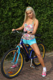 Bridget-Brooke-Nude-Cyclist--k3uqshgf62.jpg