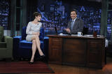 http://img215.imagevenue.com/loc94/th_87280_Visiting_The_Late_Night_with_Jimmy_Fallon_04-16_3_122_94lo.jpg