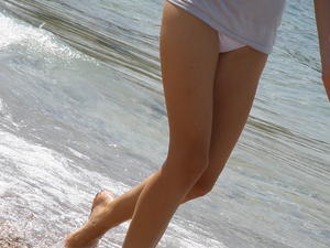 Greek Beach Candid Voyeur Bikini 2009 -a4g8f2v3a4.jpg